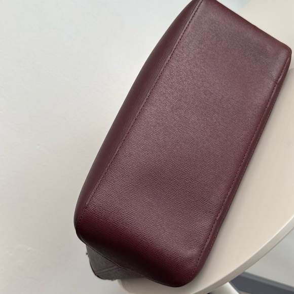 Longchamp Leather Shoulder Bag in Excellent condition - Picture 7 of 16